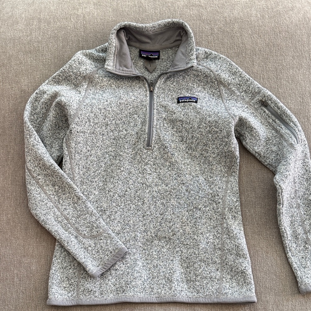 Patagonia Heathered Gray Fleece Pullover